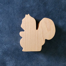 Load image into Gallery viewer, Squirrel
